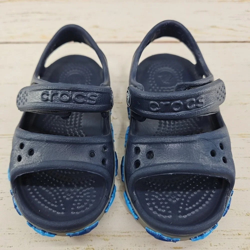 Crocs Blue Shark Sandals Size C5 Waterproof Adjustable Comfort‎ Sandals 206365